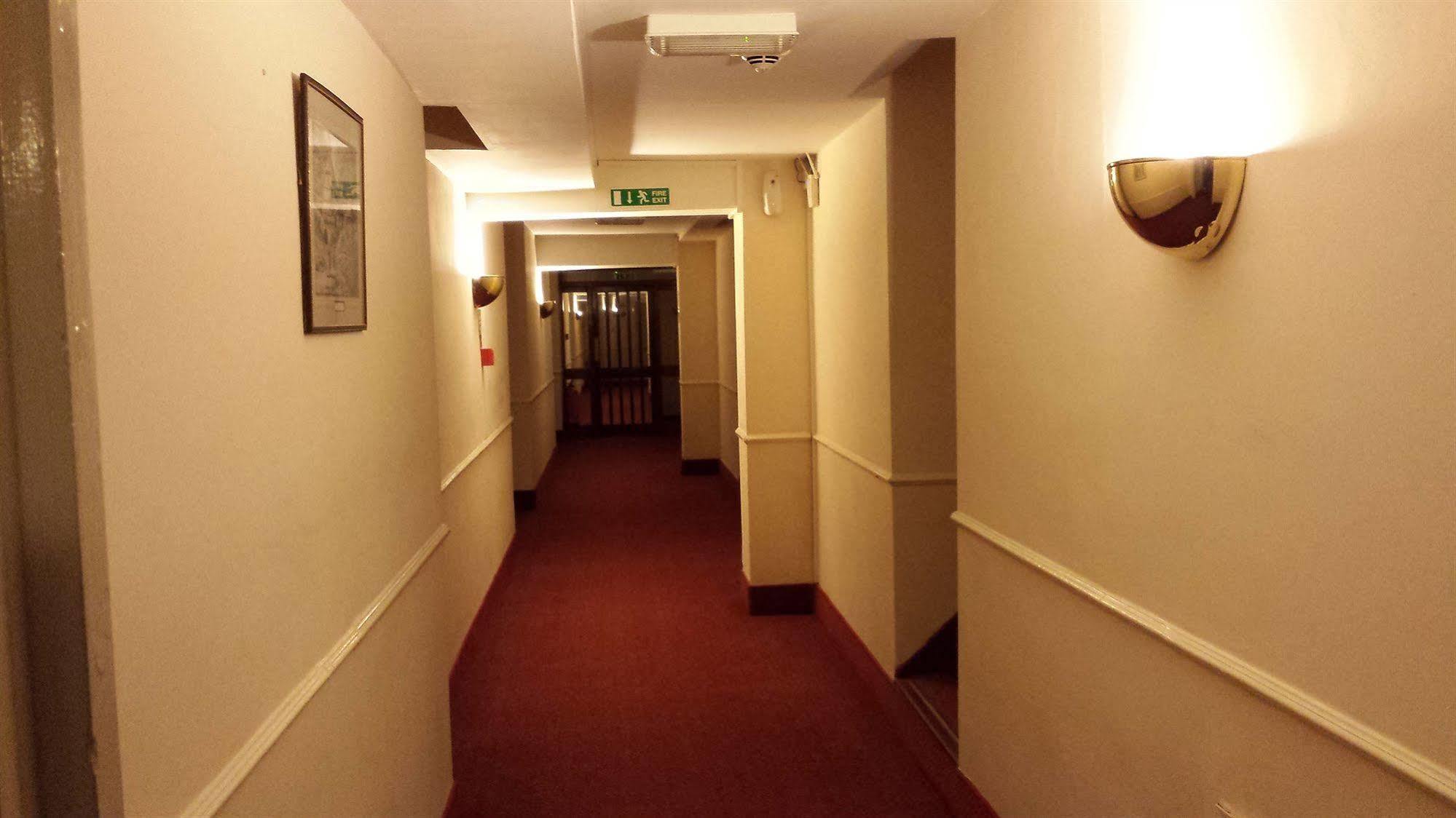 קינגסטון אפון הול Gilson Hotel מראה חיצוני תמונה