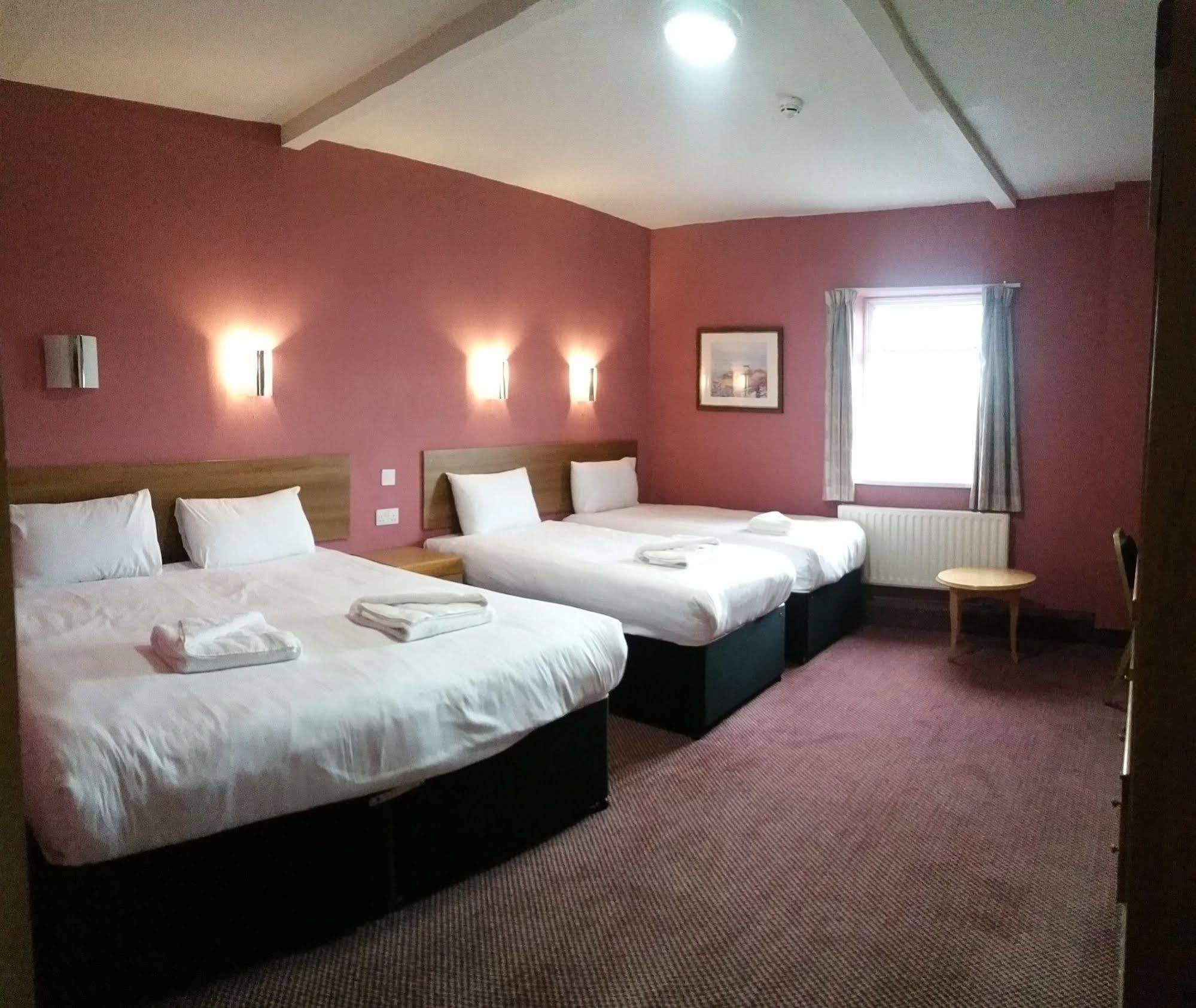 קינגסטון אפון הול Gilson Hotel מראה חיצוני תמונה