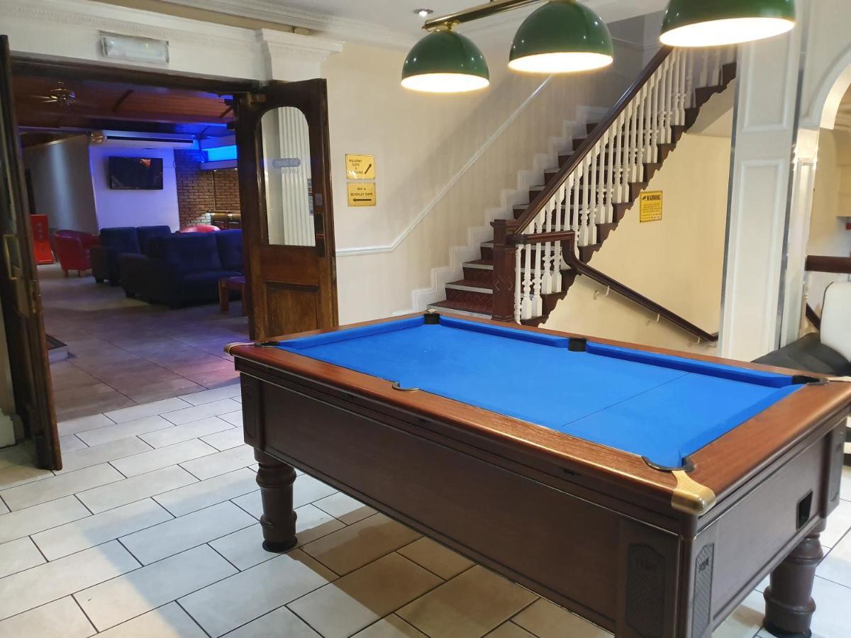 קינגסטון אפון הול Gilson Hotel מראה חיצוני תמונה